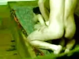 シャワーでジューシーな女性の猫を撫でる  ...