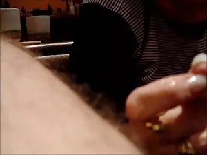 かわいい雌犬の後に69年として乗りますa ...